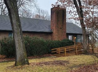 1885 N Daysville Rd, Oregon, IL 61061