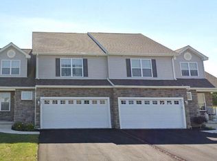 902 S Fork Dr, Easton, PA 18040