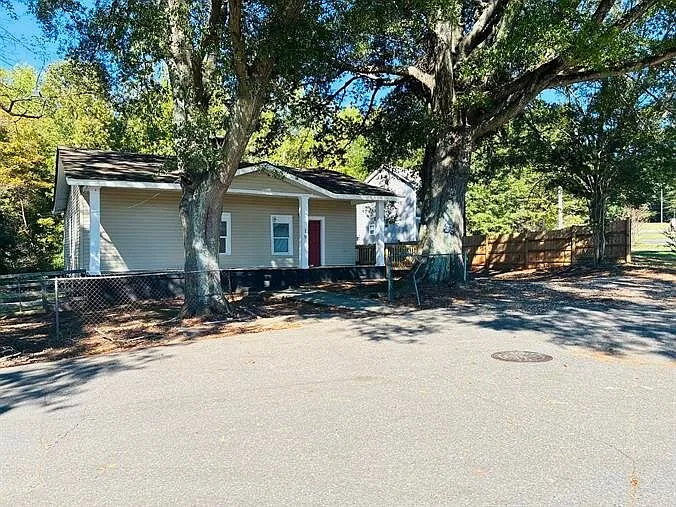19 Central Ave