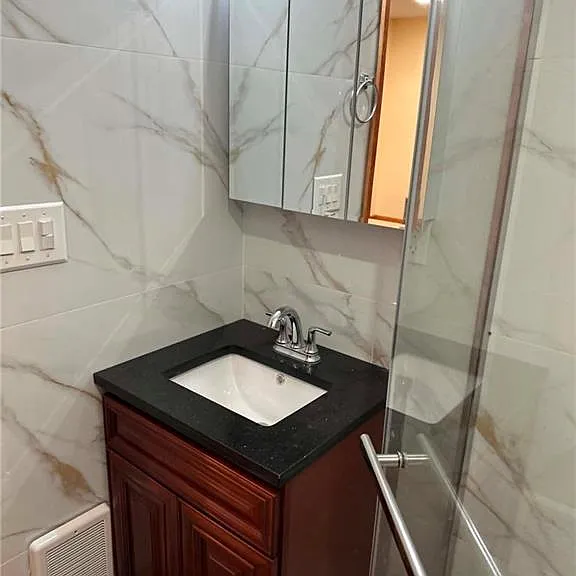9015 Bayview Pl #2 — Photo 11