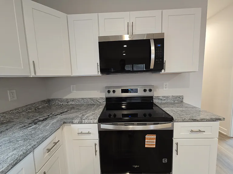 401 N Walcott St #A — Photo 11