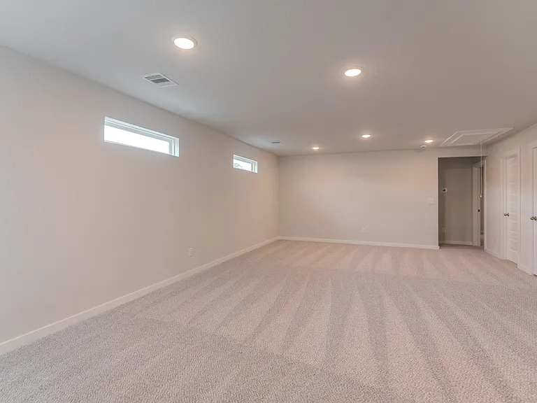 8555 Blueberry Ash St — Photo 24