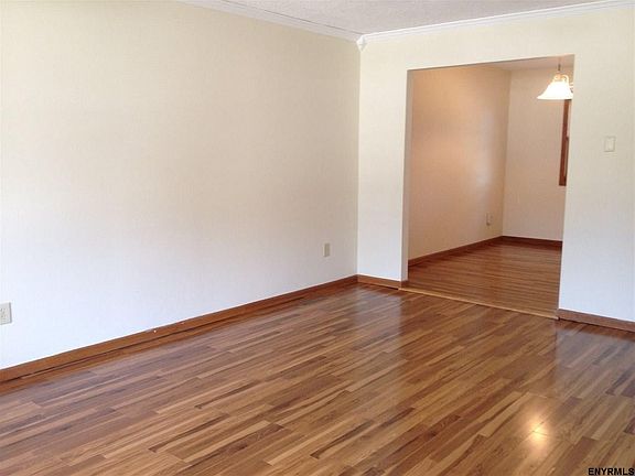3rd image of 47 Baker Dr