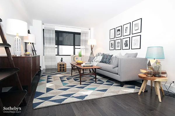 Rented by Sotheby's International Realty | media 17