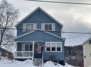743 S Pine St, Ishpeming, MI 49849