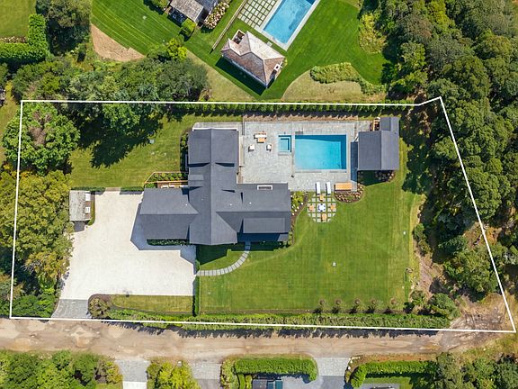 2nd image of 3 Nobadeer Ave