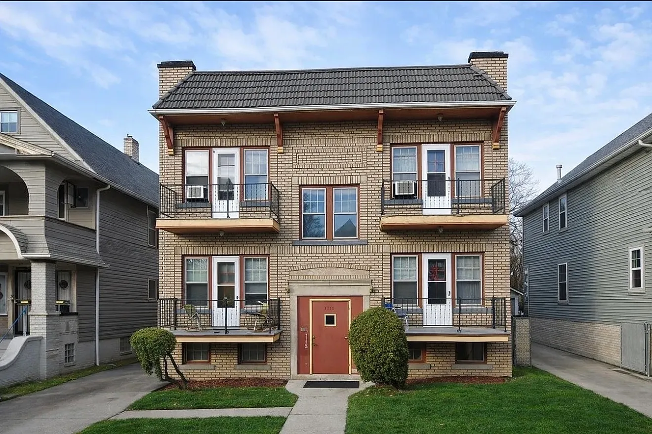 2 bed, 850 sqft, $899 — Photo 1