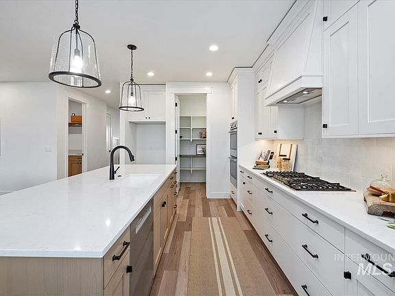 5th image of 6995 W Mattawa St