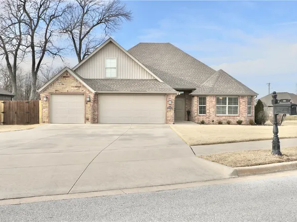2500 Bridle Creek Rd, Siloam Springs, AR 72761