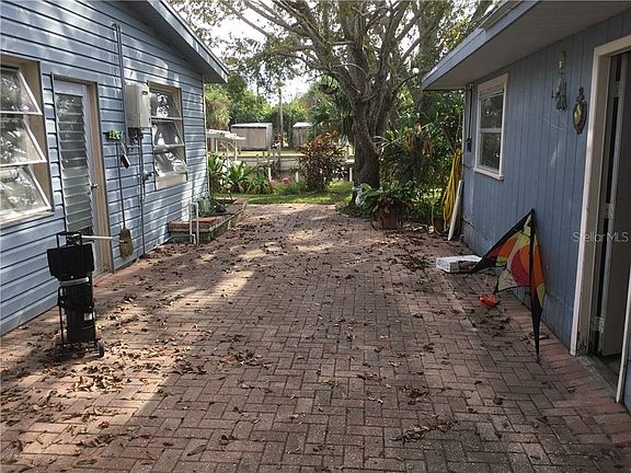 3rd image of 9675 SW Yacht Dr