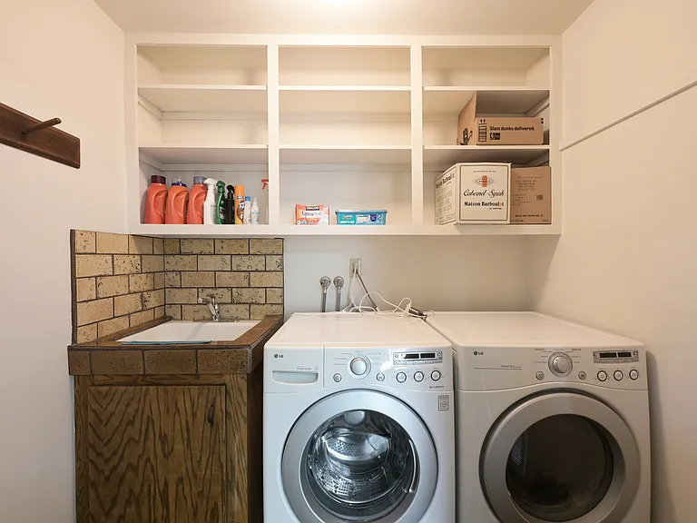 324 Laurel Pl — Photo 48
