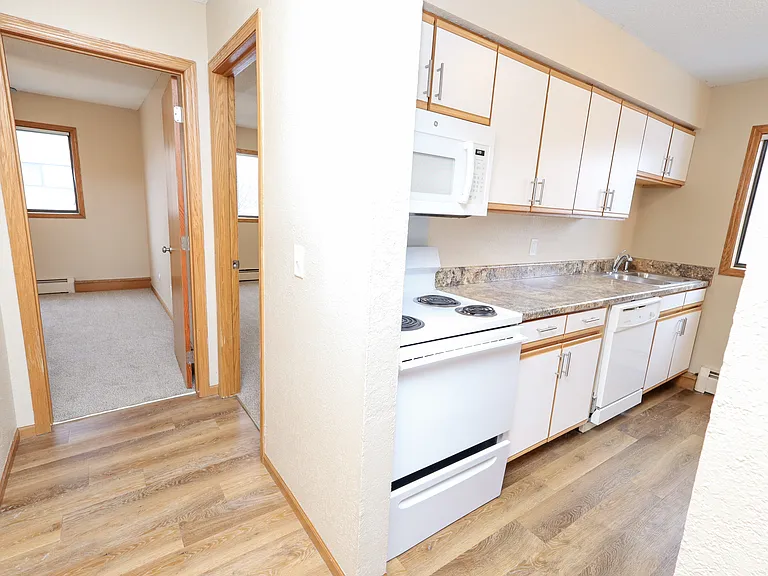 Clark Place Apartments & Townhomes — Photo 64