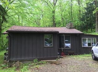 534 Three Mile Hl, Mount Pleasant, PA 15666