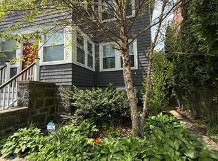 427-429 S Huntington Ave Unit 1, Jamaica Plain, MA 02130
