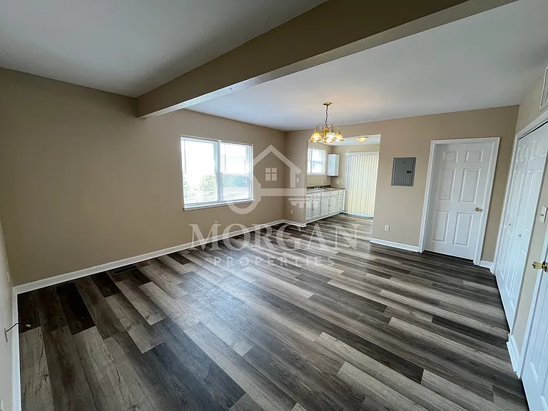 1317 Main St #C — Photo 2