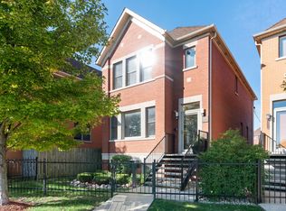 4204 S Lake Park Ave, Chicago, IL 60653