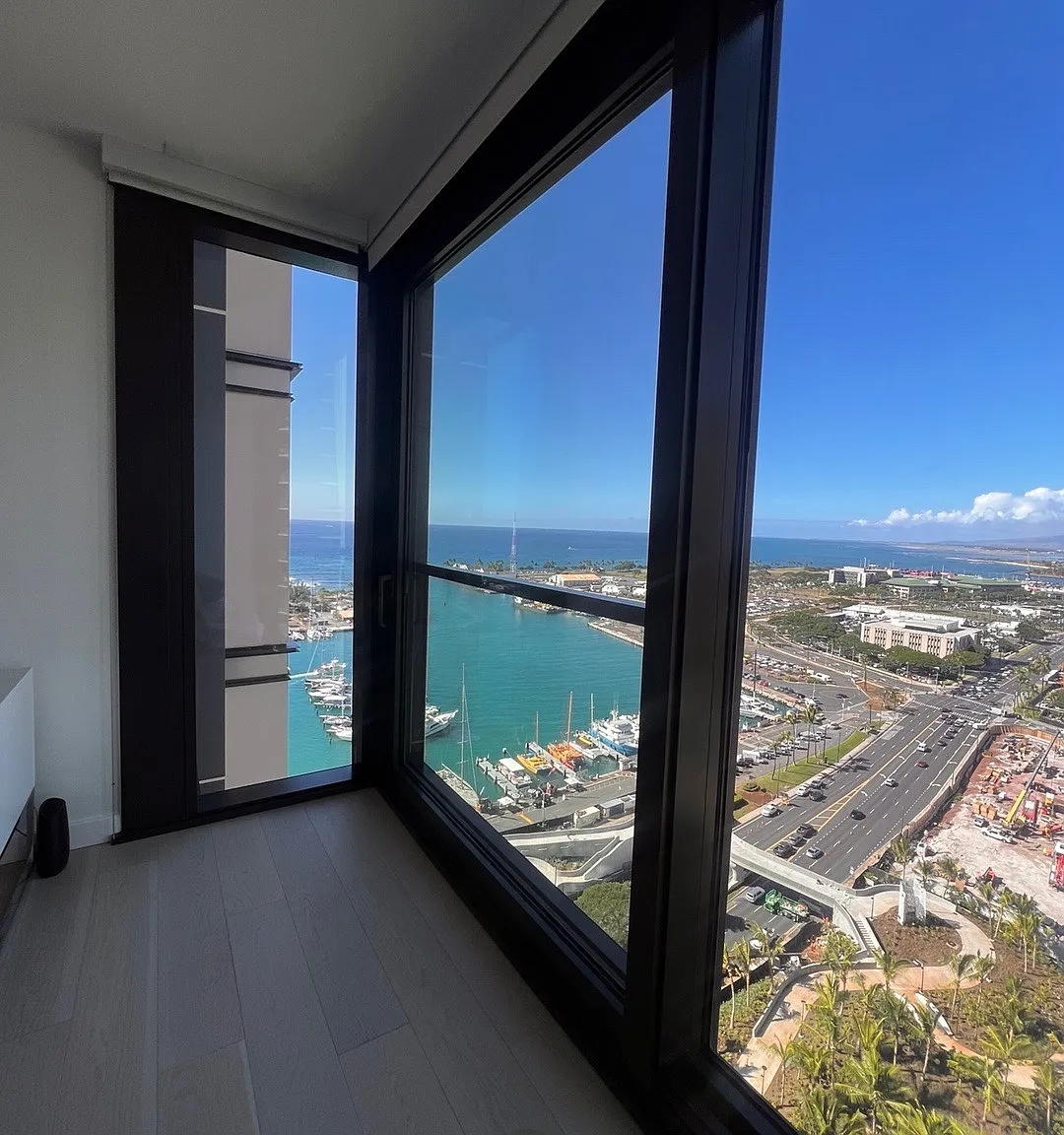 1 bed, 752 sqft, $5,400 — Photo 3