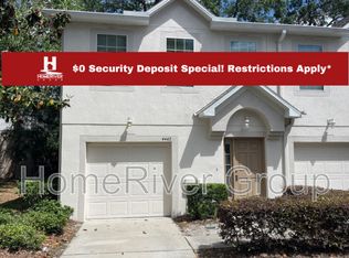 4447 Ashburn Square Dr, Tampa, FL 33610