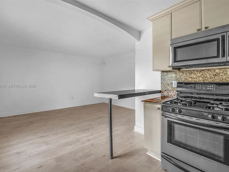 3245 Virginia St #24 — Photo 5