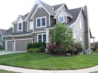 9610 N Ditzler Ct, Kansas City, MO 64157