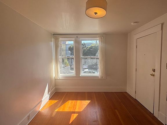 2nd image of 362 Noe St APT 7
