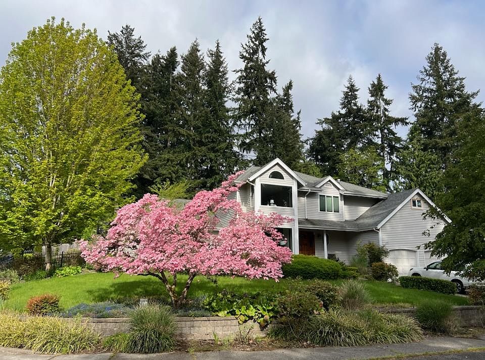 1st image of 3011 218th Ave SE