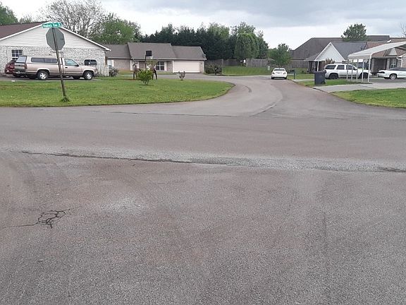 4th image of 337 Headrick View Dr