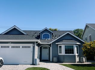 522 Chesterton Ave, Belmont, CA 94002