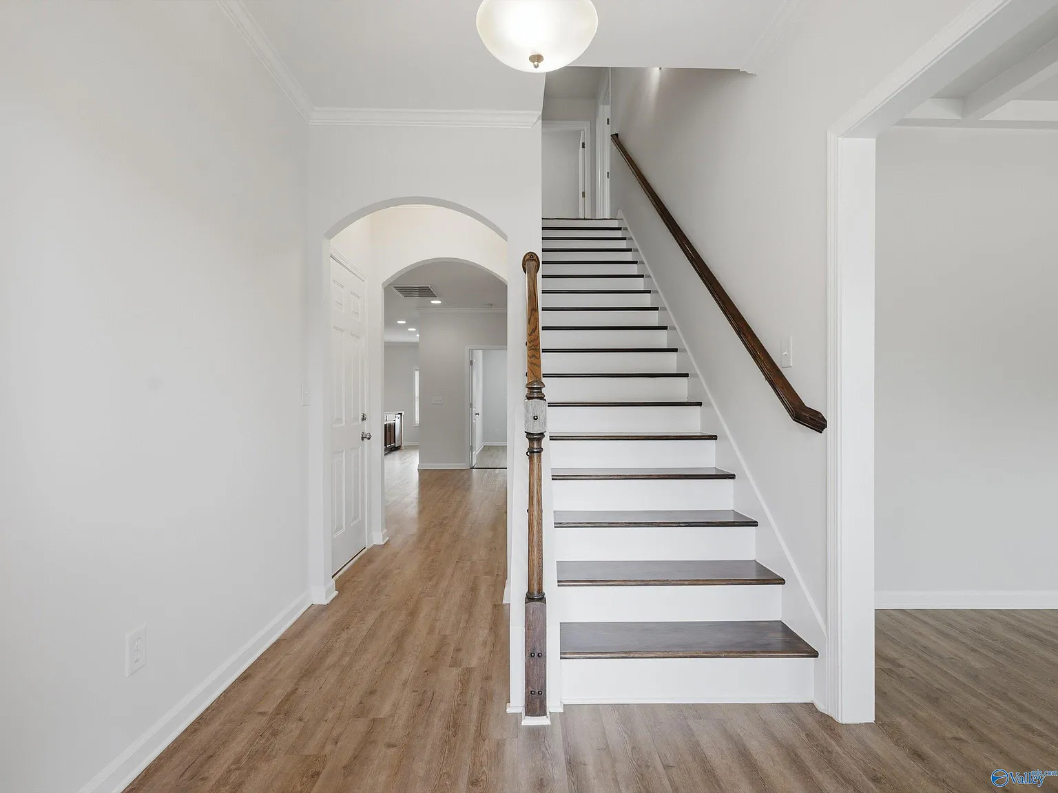 4 bed, 2.5 bath, 3147 sqft, $2,800 — Photo 2