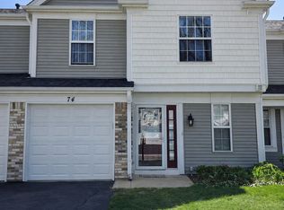 74 Marion Ln, Streamwood, IL 60107