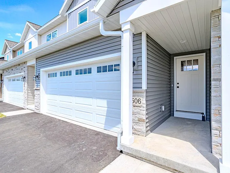 3506 Green Pastures Ln — Photo 3