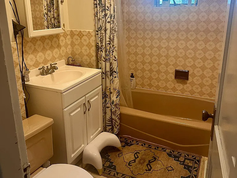 53 Madison St #1 — Photo 12