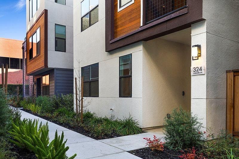 1st image of 324 Caramel Ln