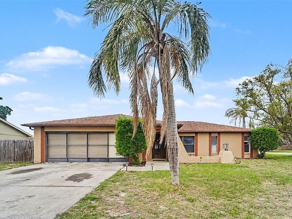 1st image of 1215 Persimmon Dr