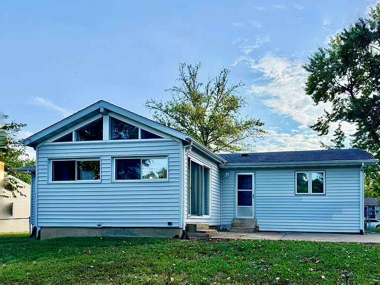 643 Village Square Dr — Photo 13