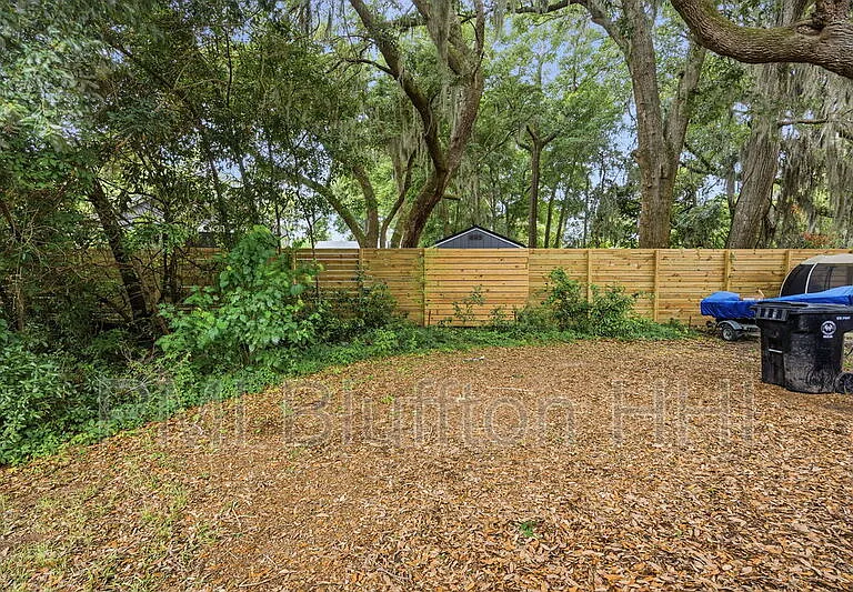 355 Dante Cir — Photo 3
