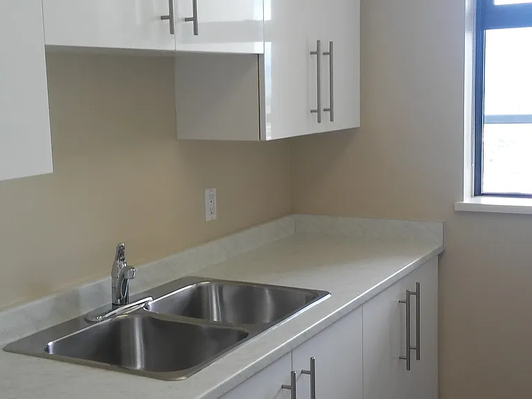 3528 Vanness Ave — Photo 25
