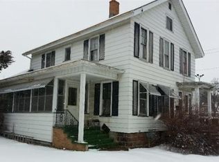 709 Broadway St, Baraboo, WI 53913
