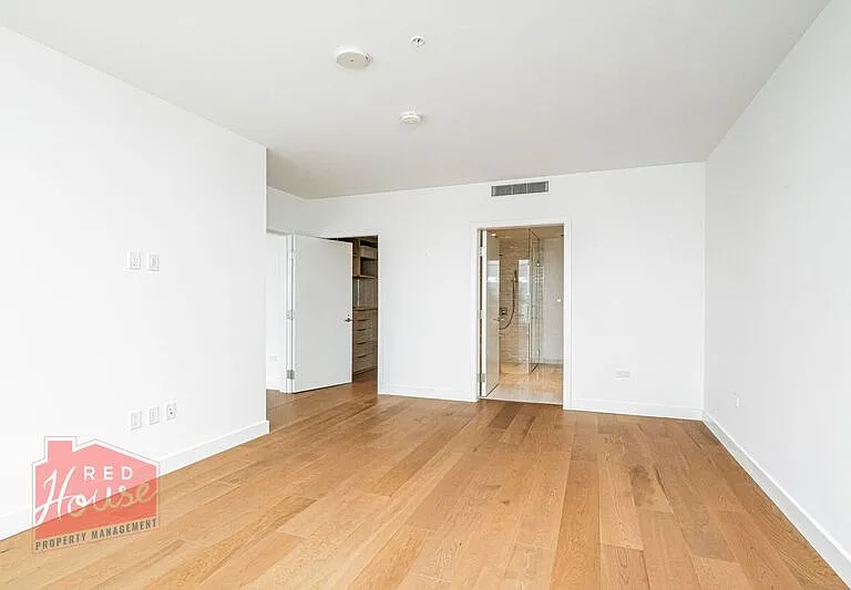 888 W E St #2306 — Photo 8