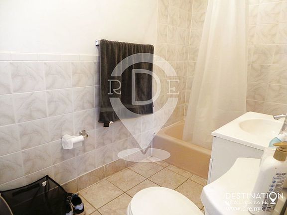 5th image of 720 6th Ave #1