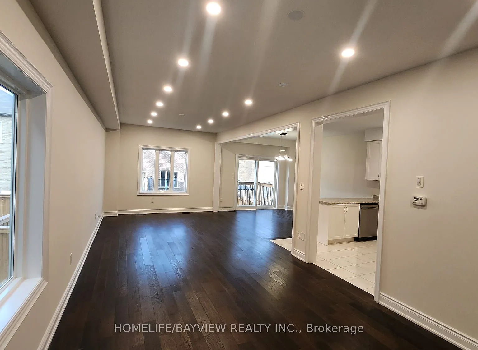 4 bed, $2,990 — Photo 4