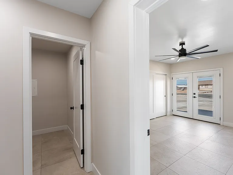 2150 Lake Havasu Plz — Photo 26