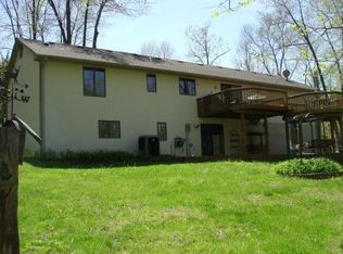 7107 W River Oaks Rd, Columbia, MO 65203