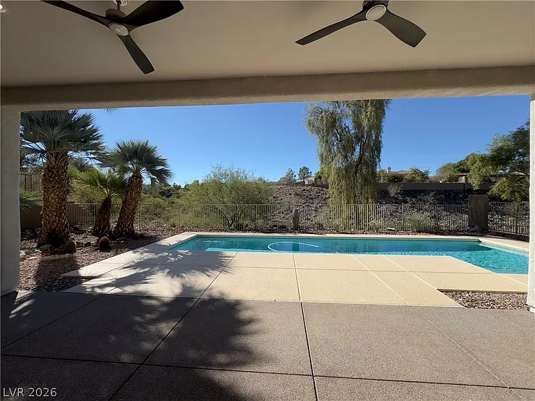 29 Plum Hollow Dr — Photo 40