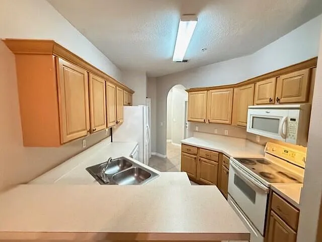 Building Photo - 821 Pipers Cay Dr
