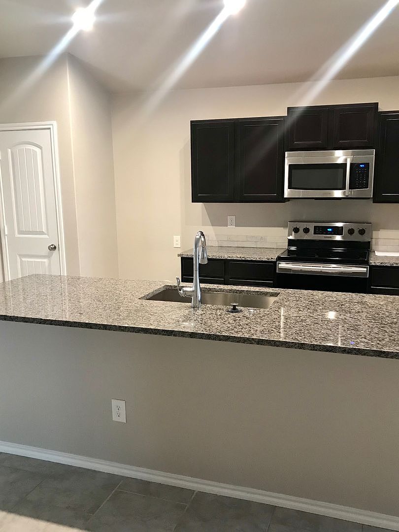 13328 Vernon Ave, Lubbock, TX 79423 | Zillow