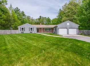 11 Brookside Drive, Falmouth, ME 04105
