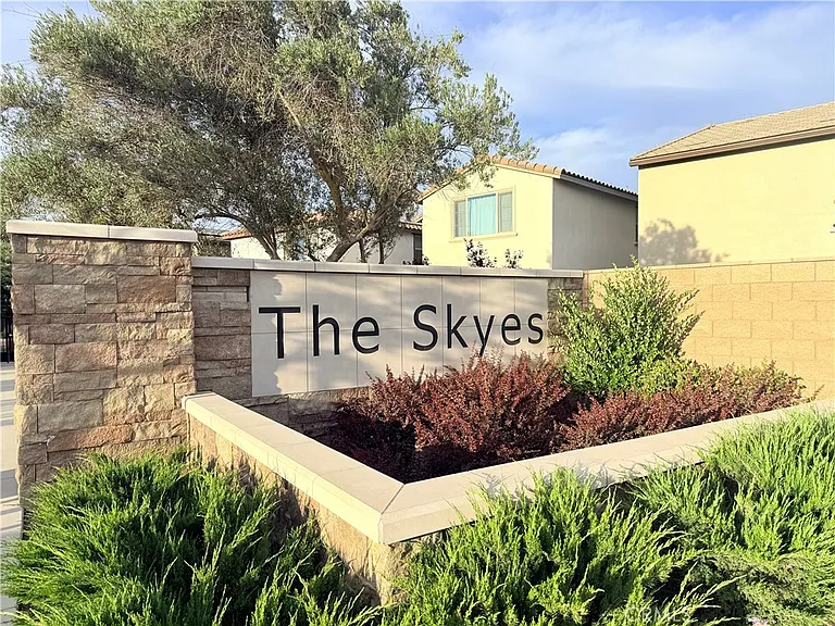 29502 Marx Way — Photo 2