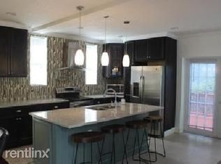 1539 SW 10th St, Miami, FL 33135