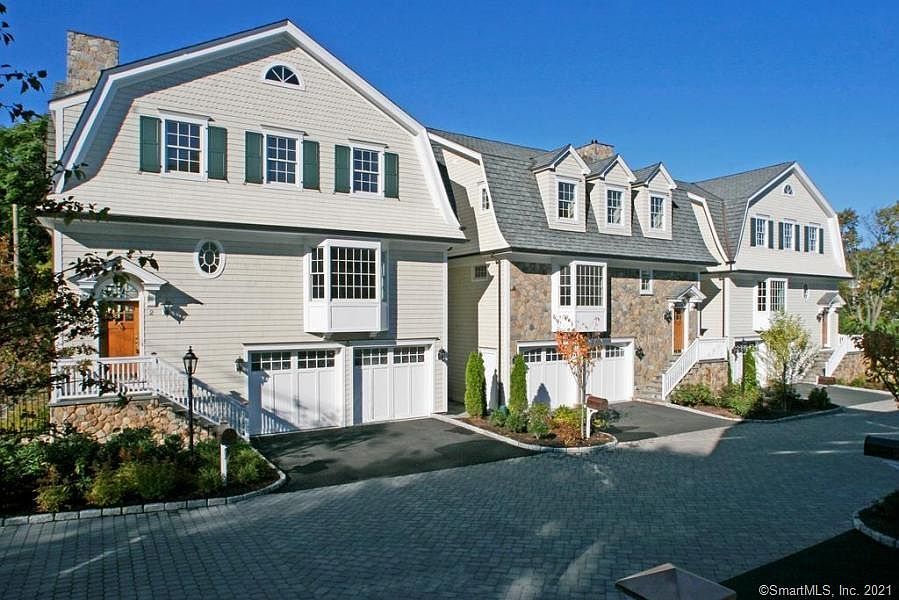 10 Maple Street